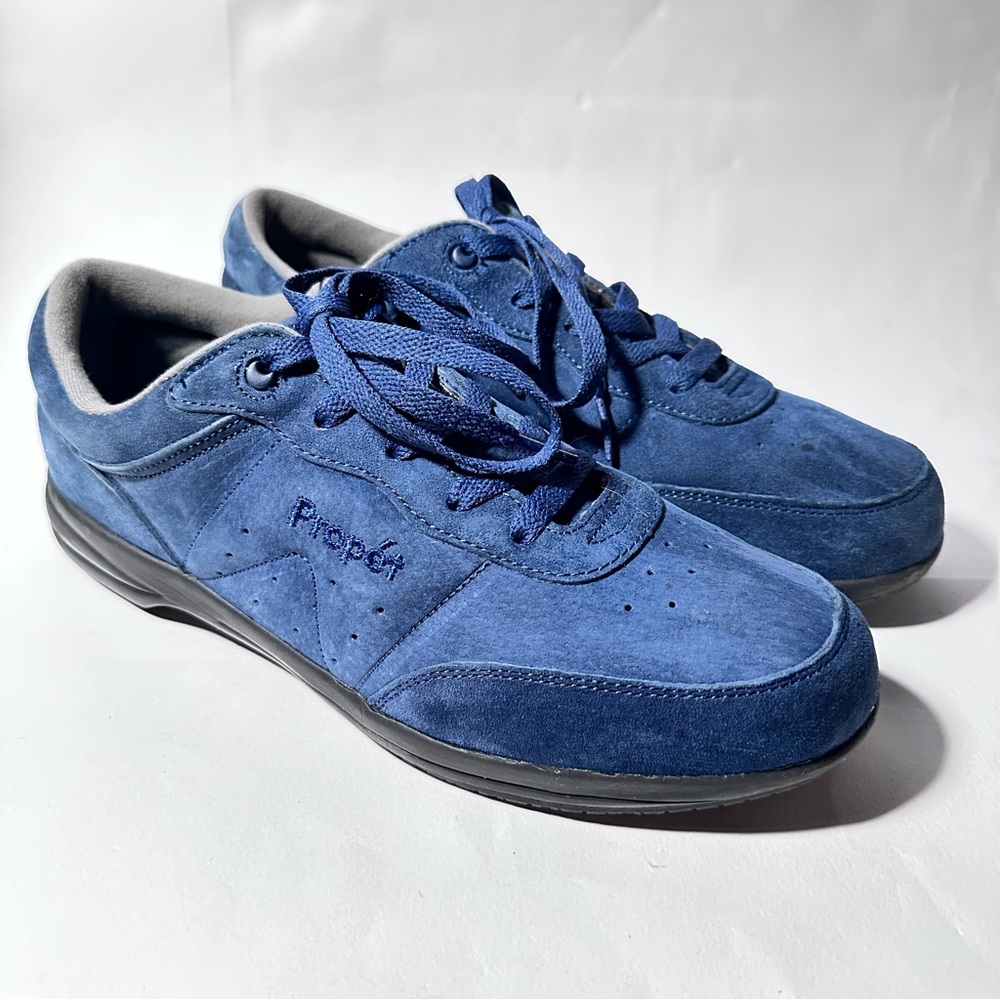 Shoes - Picture 3 of 16